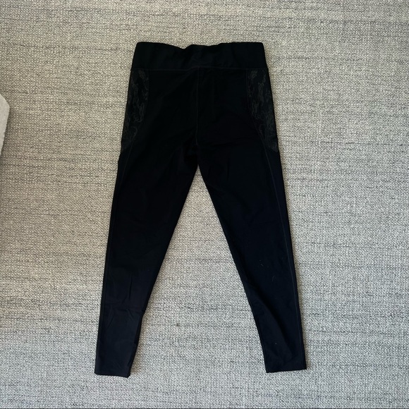 Second Skin leggings - size medium - Picture 7 of 9